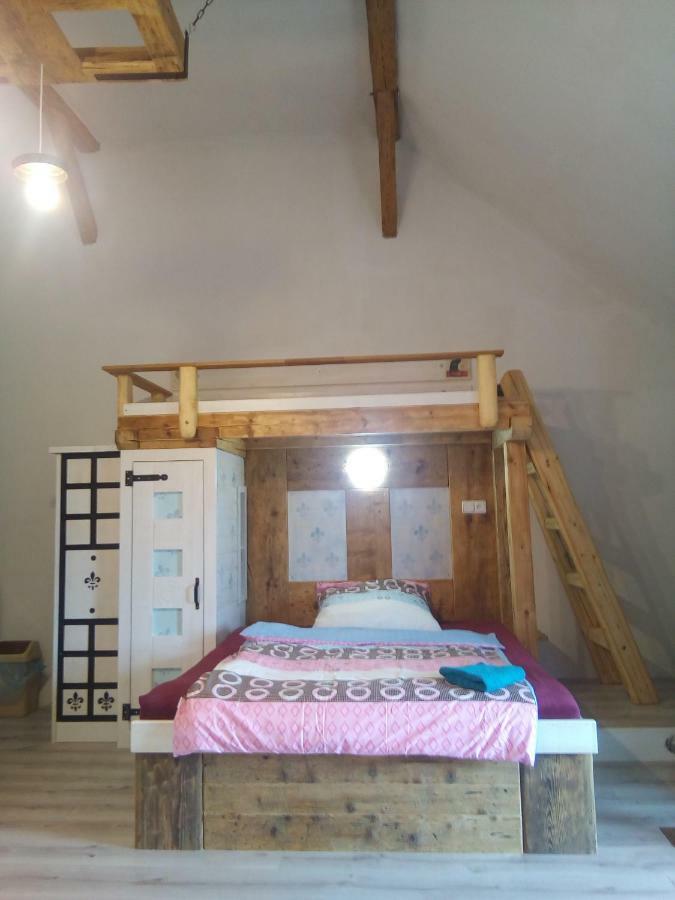 Pokojiky Na Vetrne Malsin Exterior foto